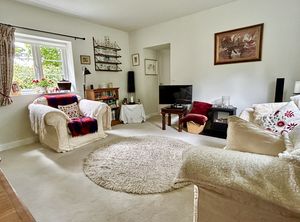 Lounge- click for photo gallery